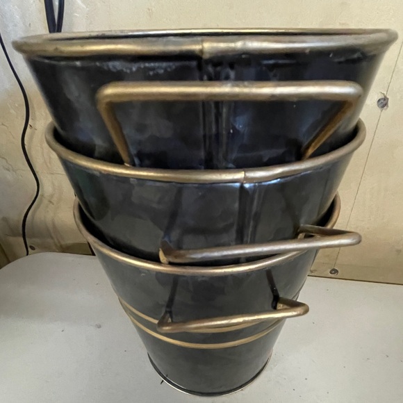 Metal Flower Pots / Buckets 5 inch (3) - Picture 6 of 11